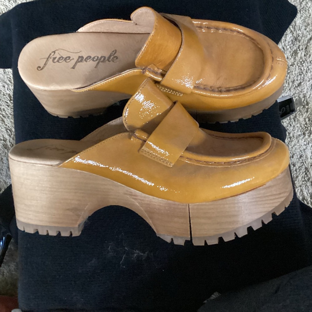 Free People Tan Platform Mules with Chunky Sole